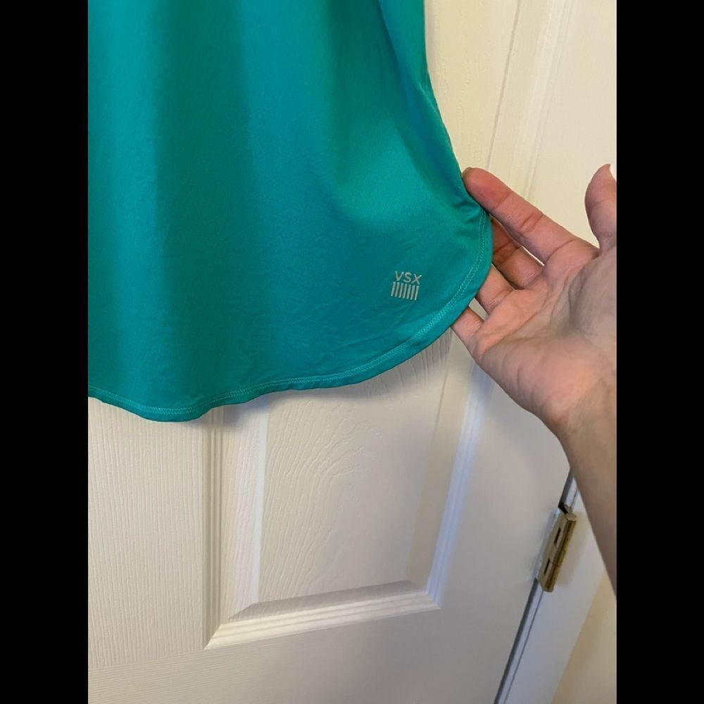 VS Sport Workout Tank Top - Picture 3 of 7